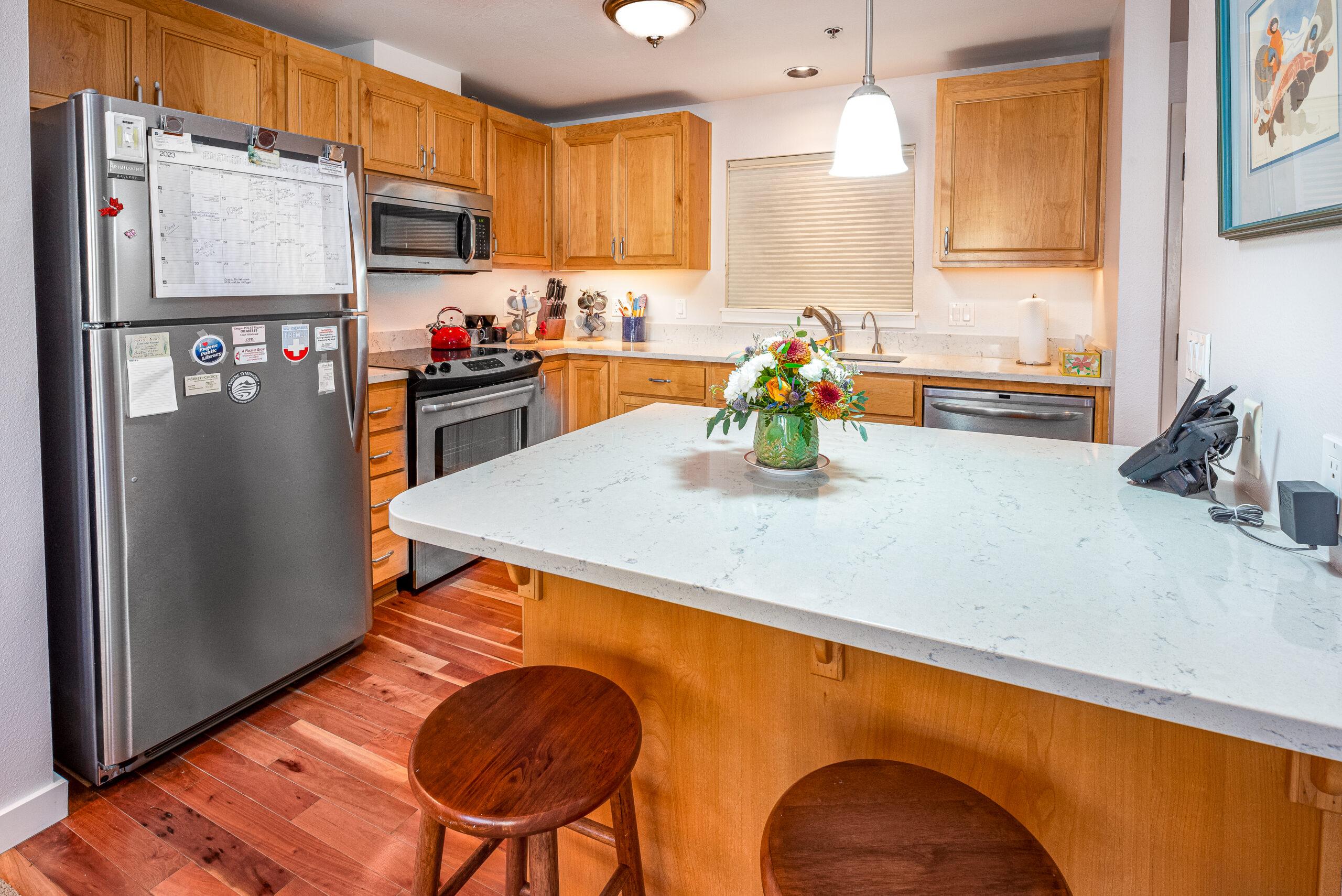 Two Bedroom Garden Apartment - Kitchen